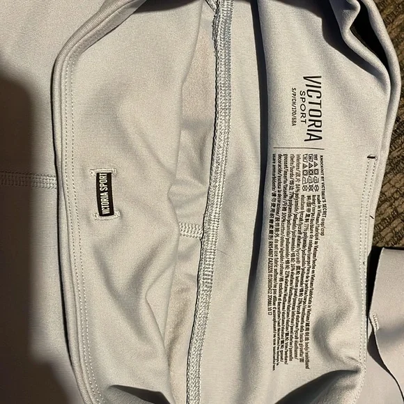 Victoria’s Secret Sport blue outfit 34DD angel max bra and Small knockout crops - Picture 6 of 7